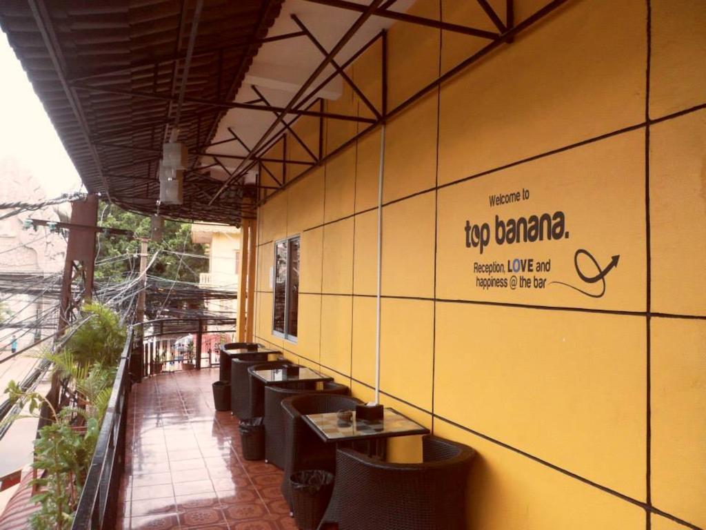 Top Banana Guesthouse & Rooftop Bar Phnom Penh Extérieur photo